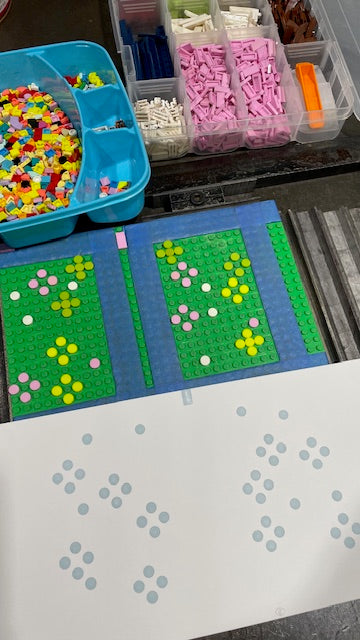 Work in progress, checking the lego tiles positioned on the base plates and how they look like printed.